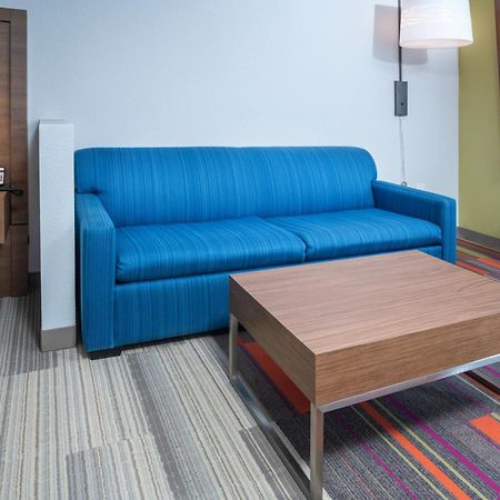 Holiday Inn Express & Suites - Florence - Cincinnati Airport By Ihg Εξωτερικό φωτογραφία