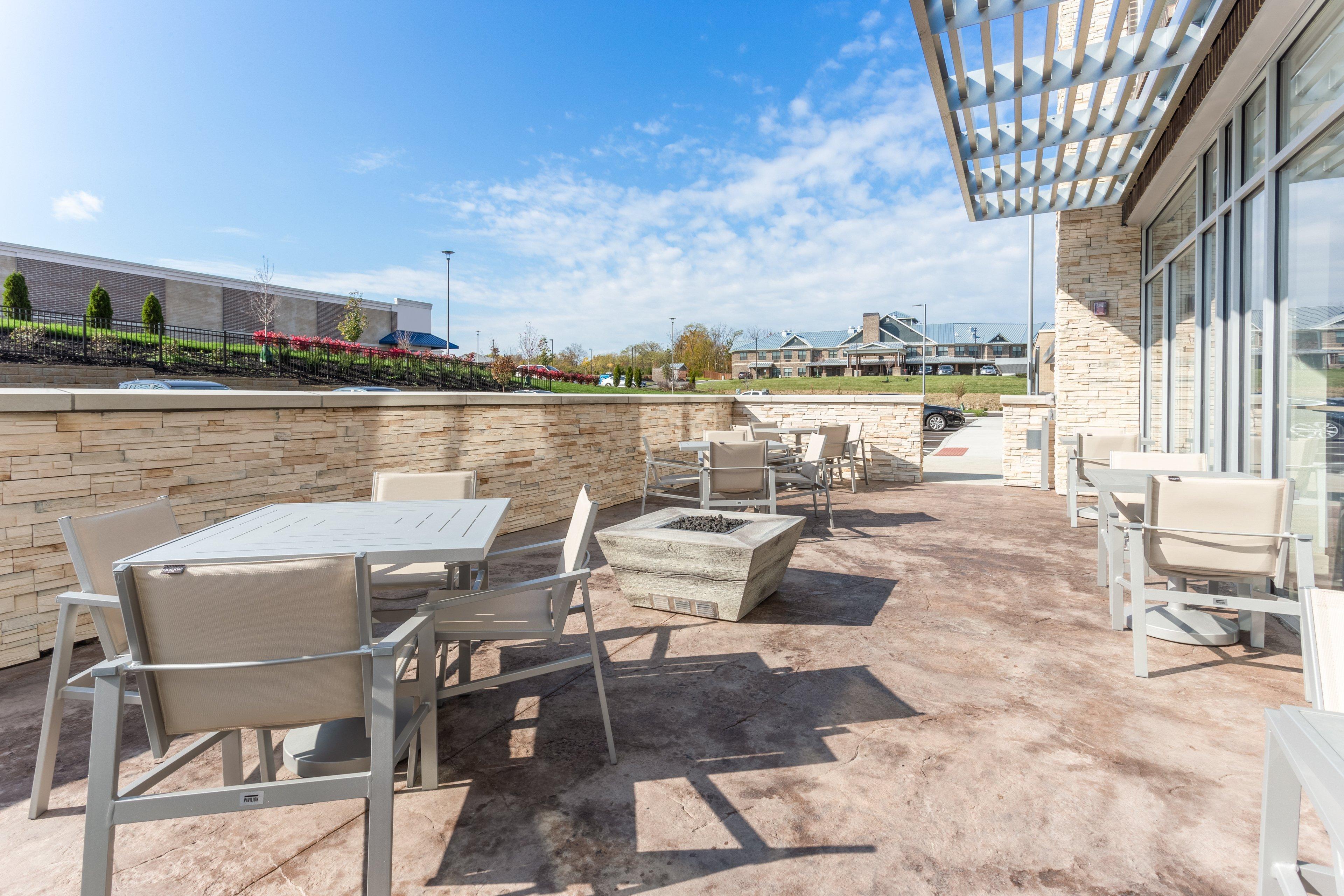 Holiday Inn Express & Suites - Florence - Cincinnati Airport By Ihg Εξωτερικό φωτογραφία