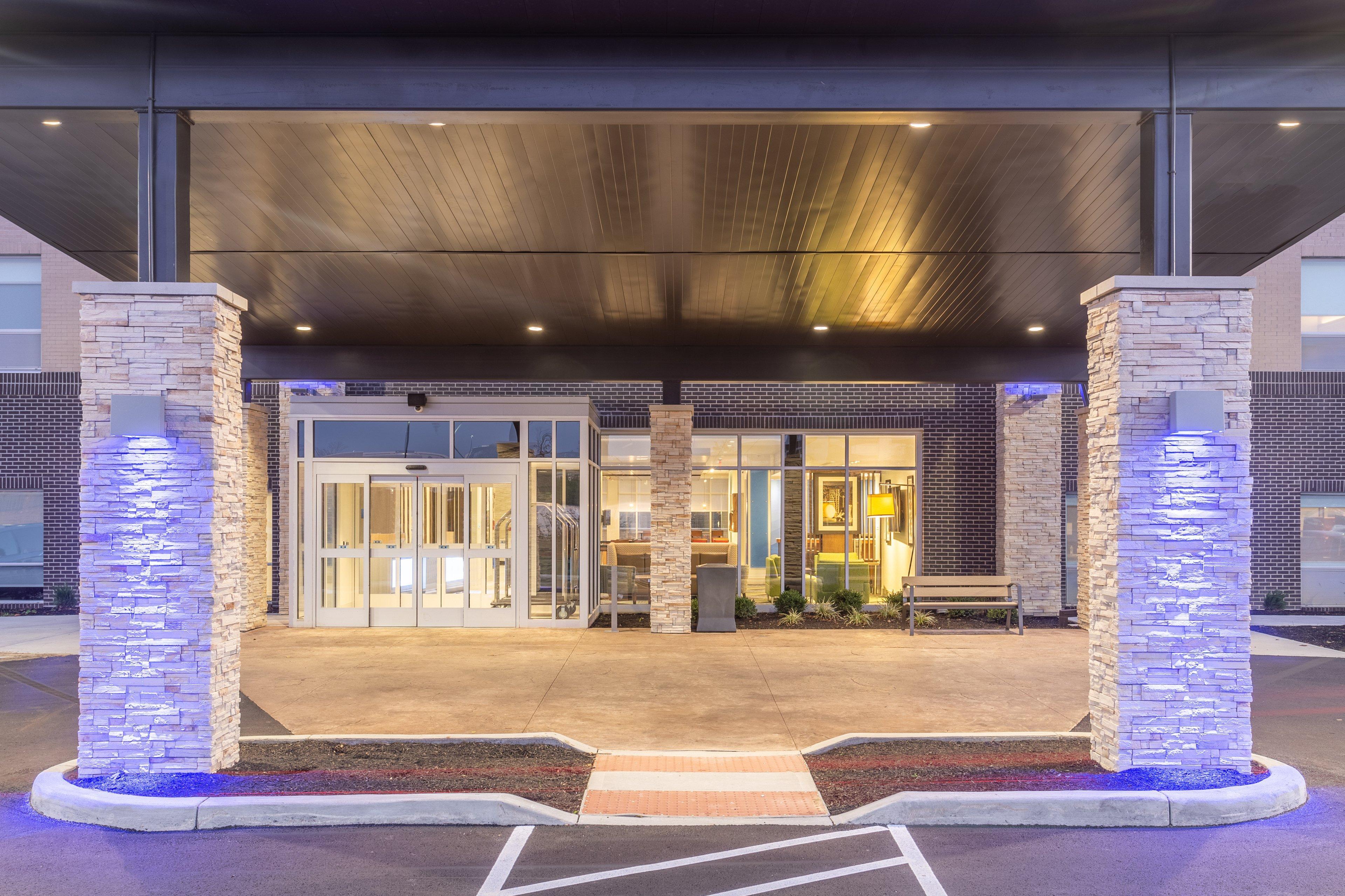 Holiday Inn Express & Suites - Florence - Cincinnati Airport By Ihg Εξωτερικό φωτογραφία