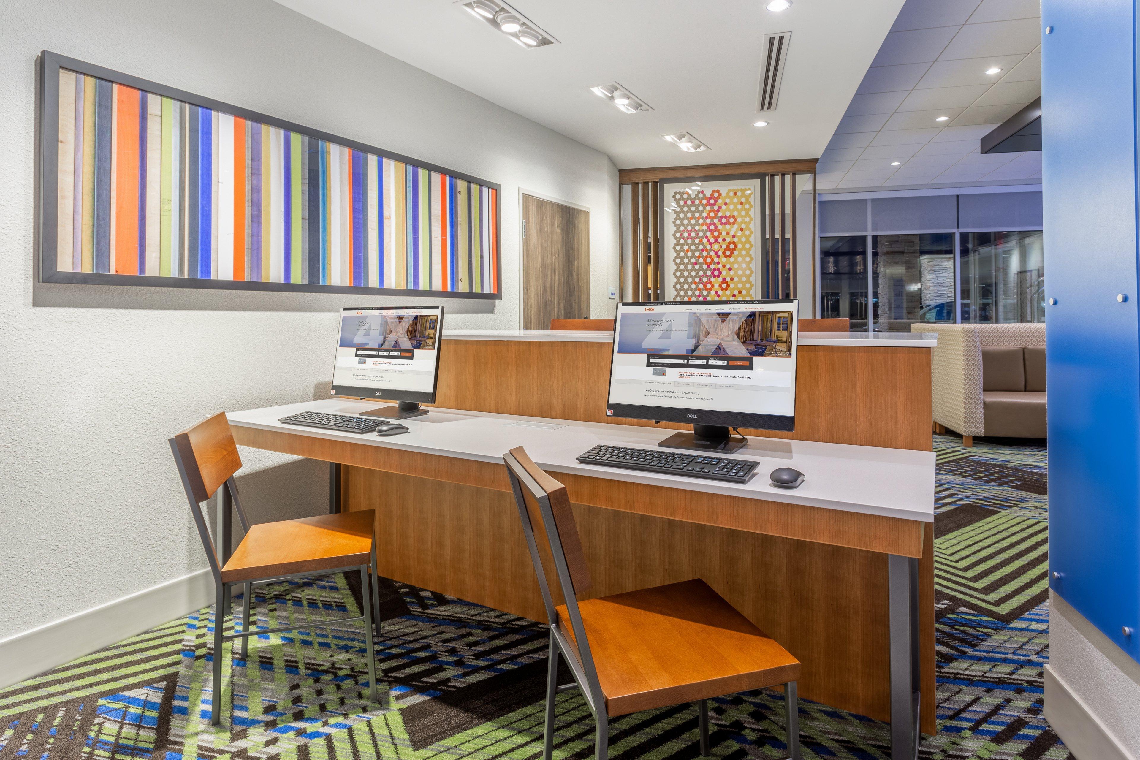 Holiday Inn Express & Suites - Florence - Cincinnati Airport By Ihg Εξωτερικό φωτογραφία