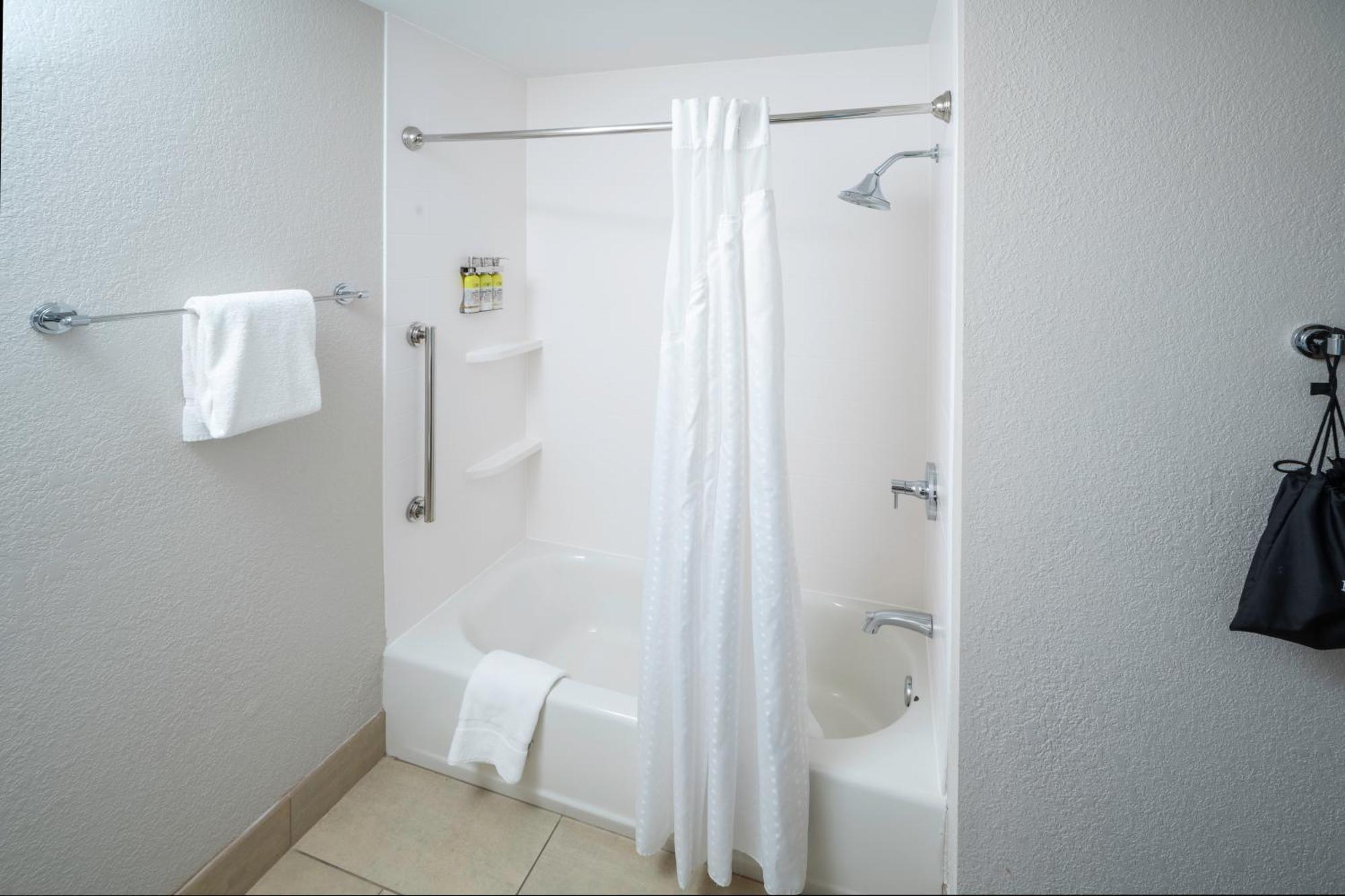 Holiday Inn Express & Suites - Florence - Cincinnati Airport By Ihg Εξωτερικό φωτογραφία
