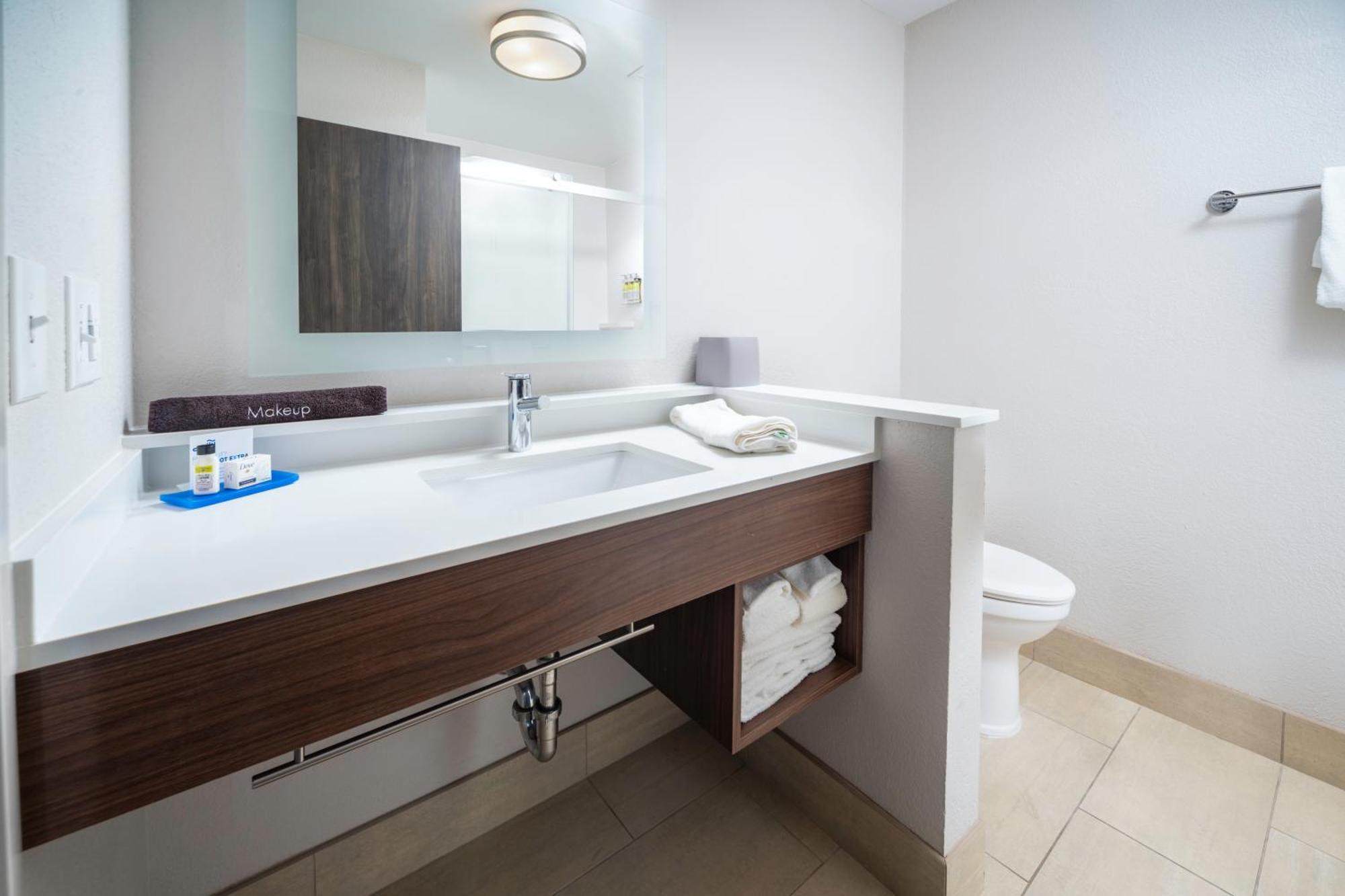 Holiday Inn Express & Suites - Florence - Cincinnati Airport By Ihg Εξωτερικό φωτογραφία