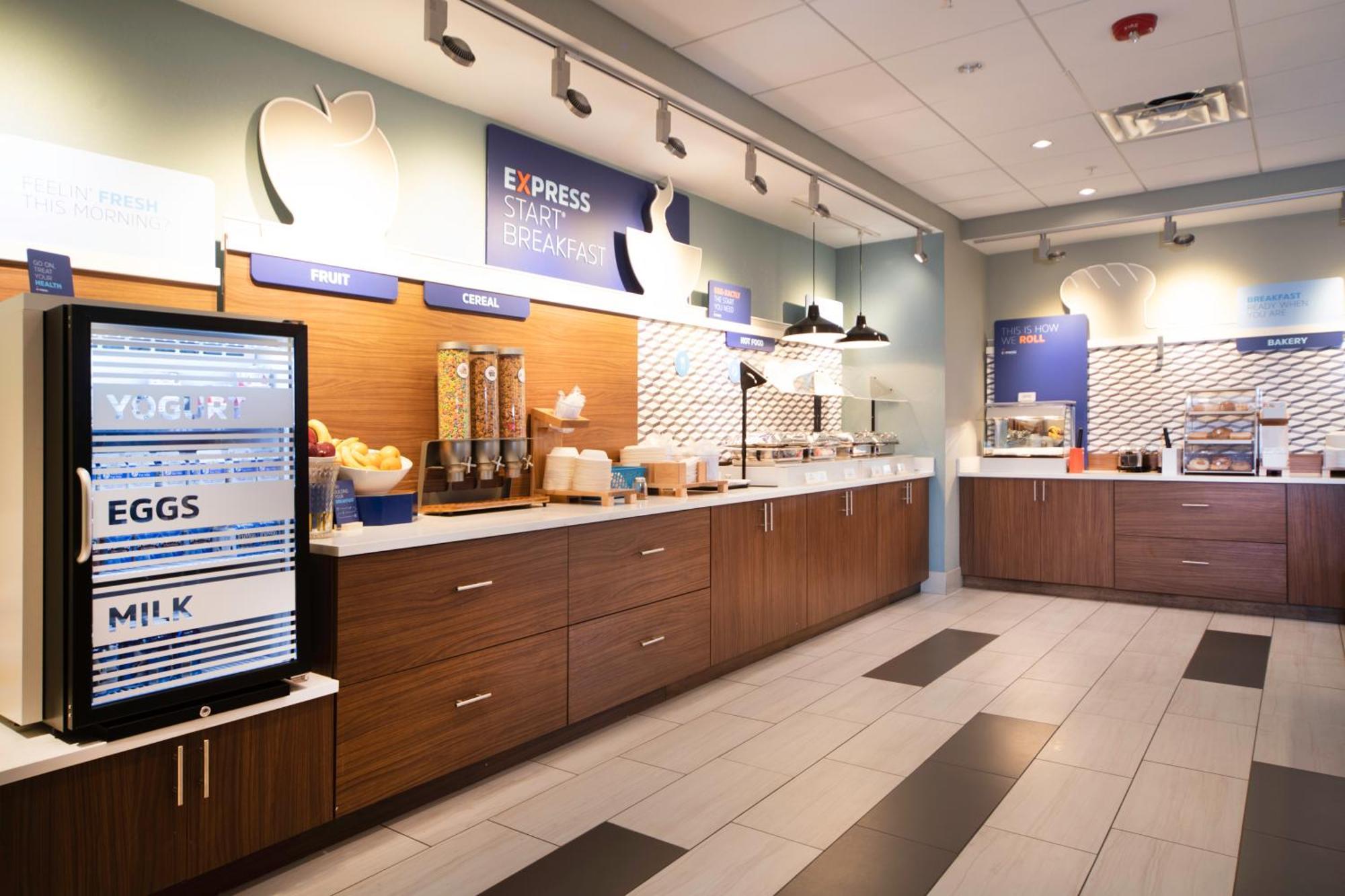 Holiday Inn Express & Suites - Florence - Cincinnati Airport By Ihg Εξωτερικό φωτογραφία